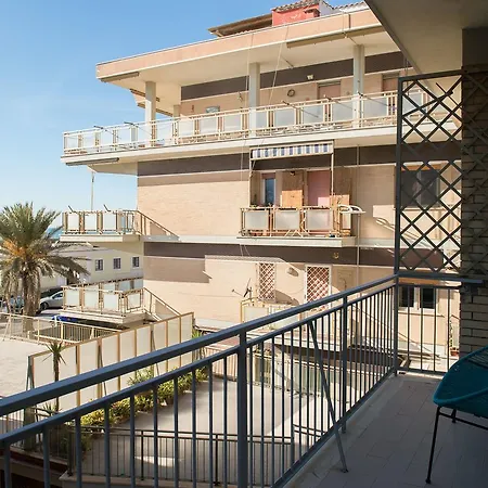 La Risacca Apartment *